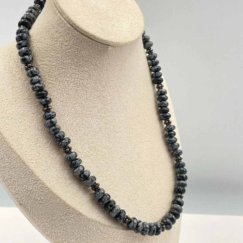 Vintage Snowflake Obsidian Necklace Women 16" Black Grey Excellent Beaded Toggle - Picture 5 of 9